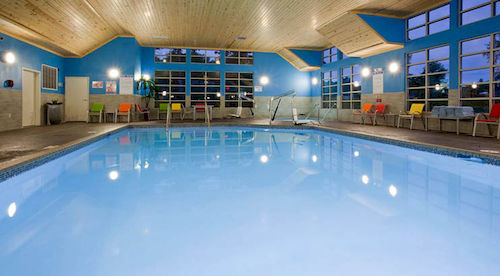 Grandstay Hotel & Suites Delano Extérieur photo