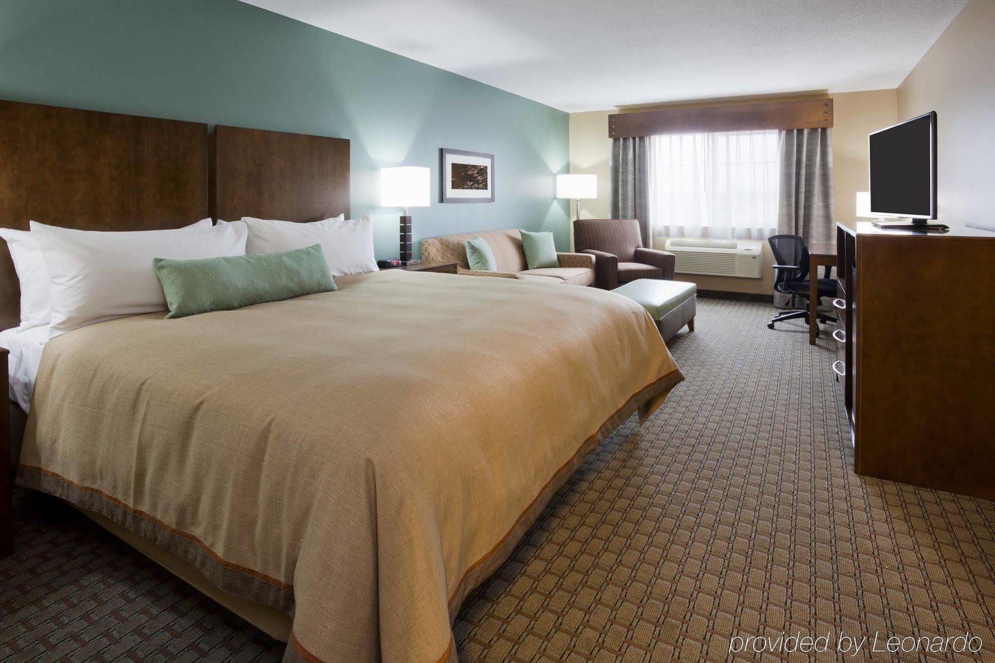 Grandstay Hotel & Suites Delano Extérieur photo